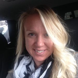 Meet your Posher, Lacey